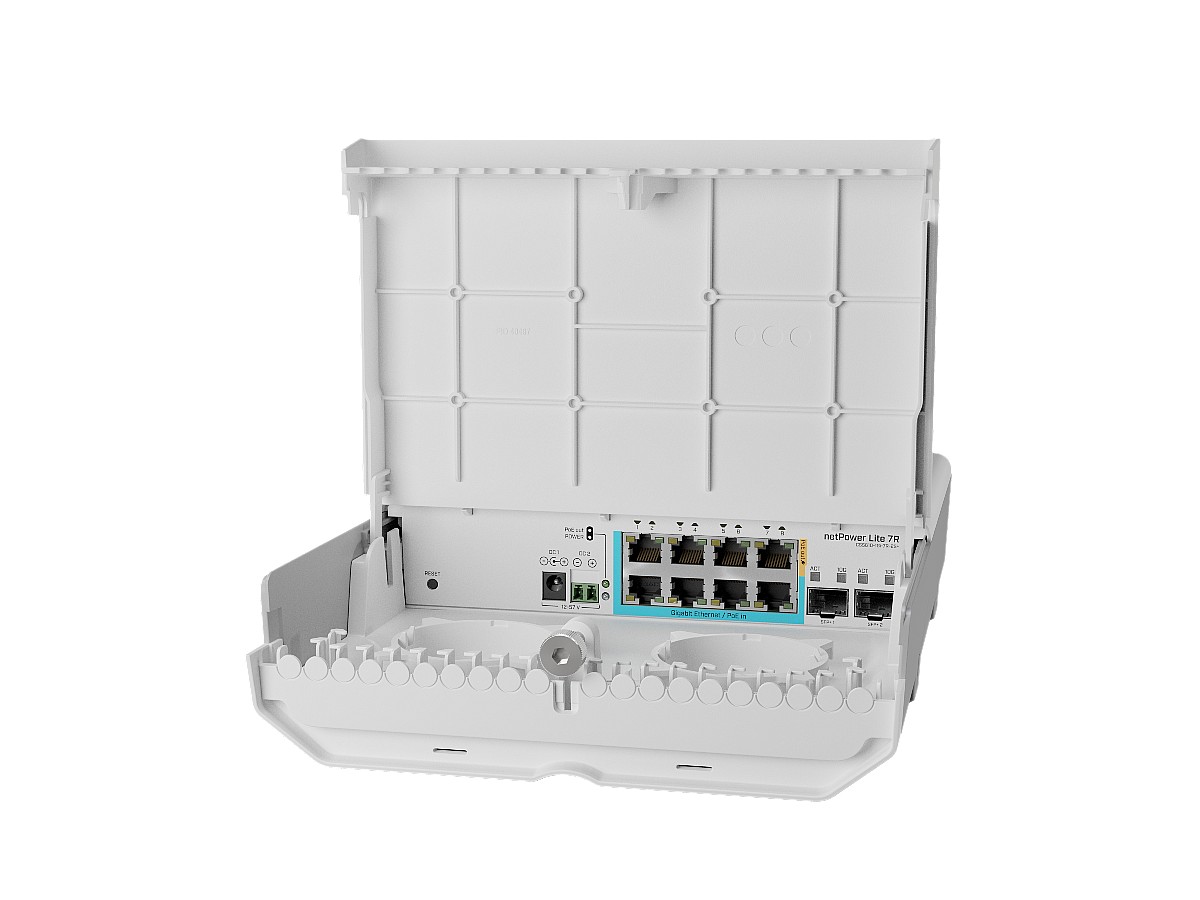 Smart Switch outdoor, 8 x Gigabit (7 PoE in), 2 x SFP+ 10Gbps 3