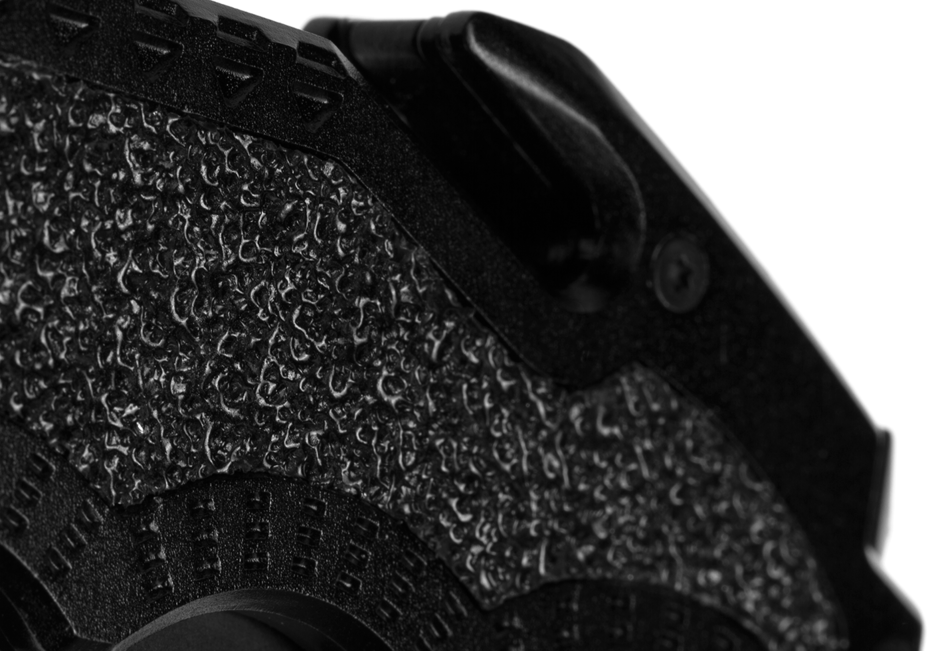 Smith & Wesson Border Guard SWBG1 Folder 5