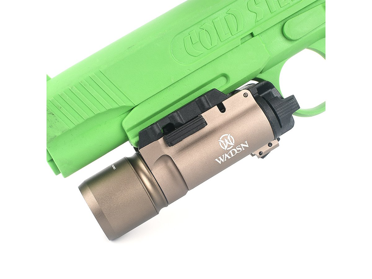 WADSN lanerna tactica X300 Dark Earth 5